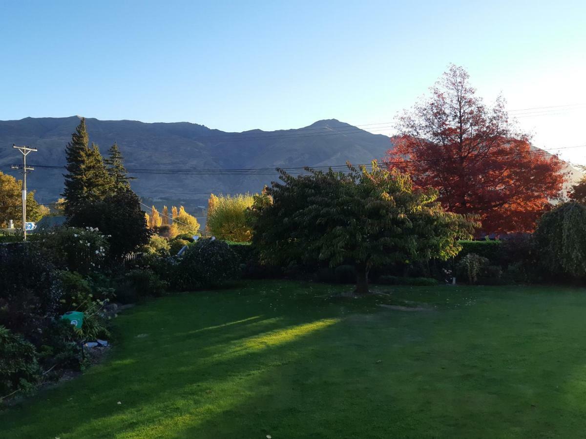 Central Wanaka | Lake & Mtn Views | Well Appointedアパートメント エクステリア 写真